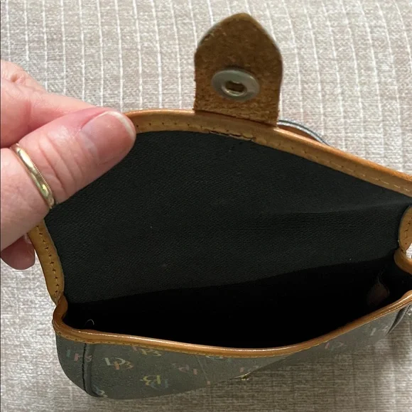 Dooney & Bourke Black and Tan Wristlet - Picture 2 of 3